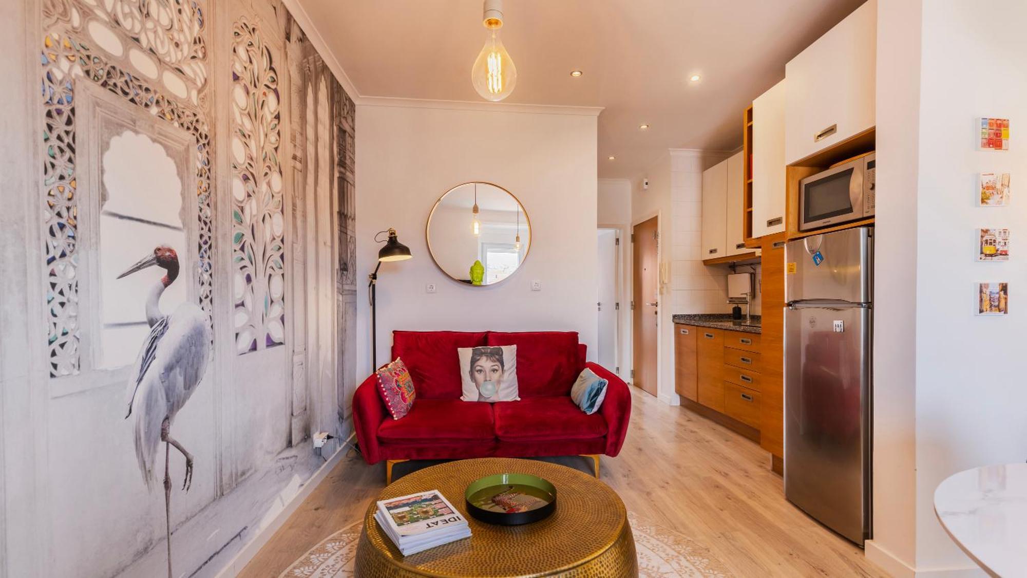 Sunny Design Apt In Praca Das Flores By Lovelystay Lisbon Bagian luar foto